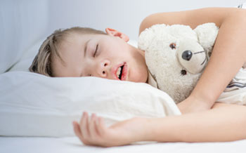 Snorken og polypper hos børn - behandling på AROS Privathospital